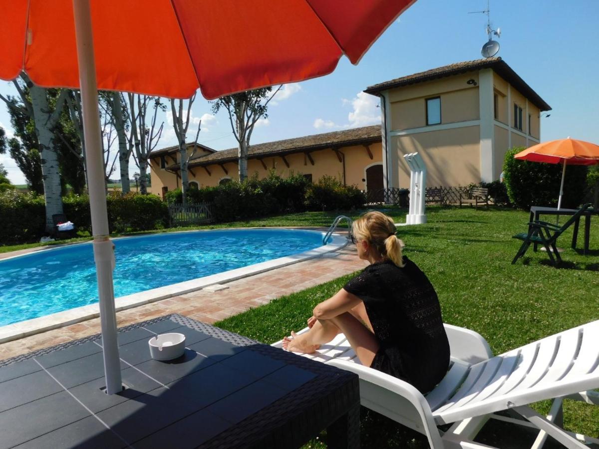 מונטפאלקו Hotel Villaggio Le Stelline מראה חיצוני תמונה