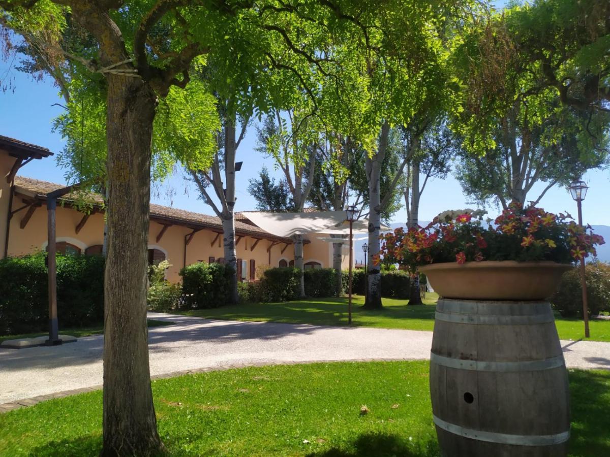 מונטפאלקו Hotel Villaggio Le Stelline מראה חיצוני תמונה
