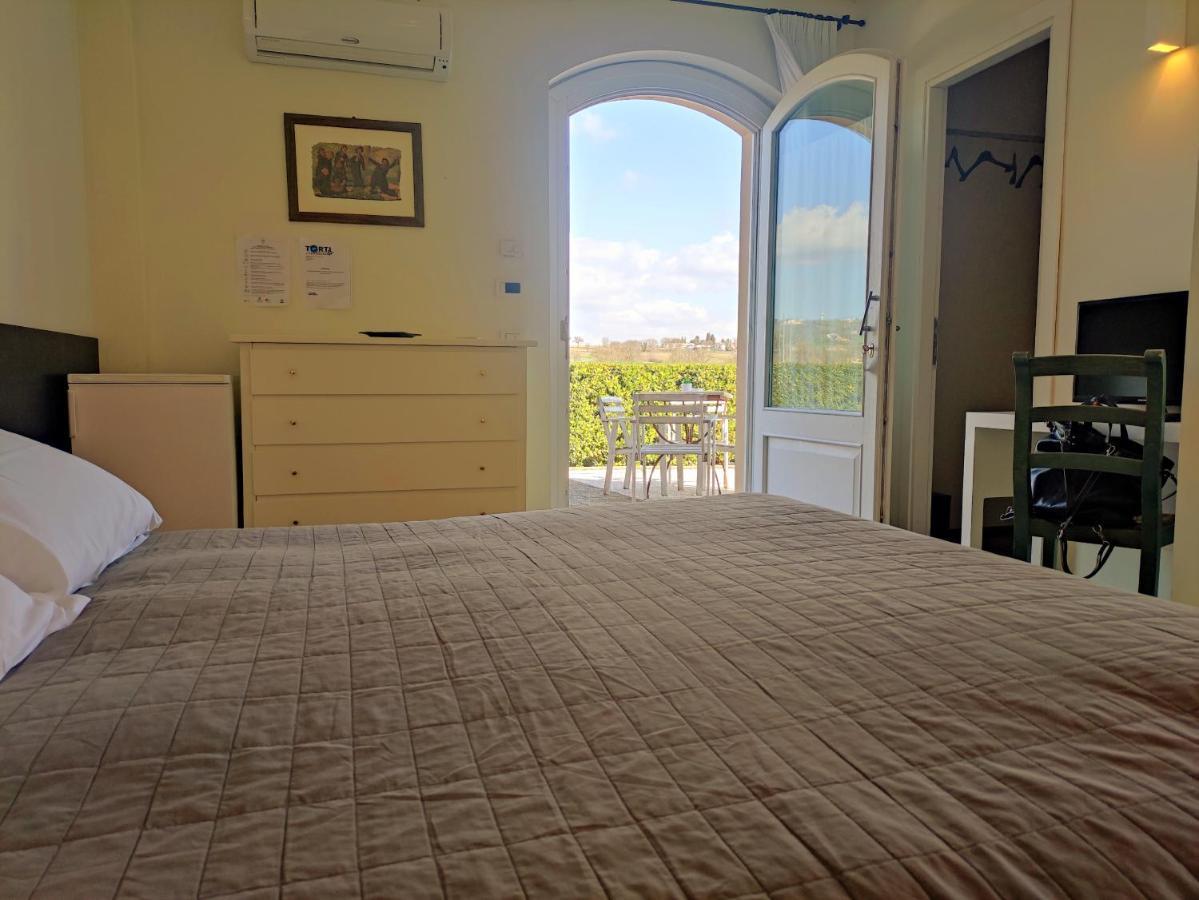 מונטפאלקו Hotel Villaggio Le Stelline מראה חיצוני תמונה