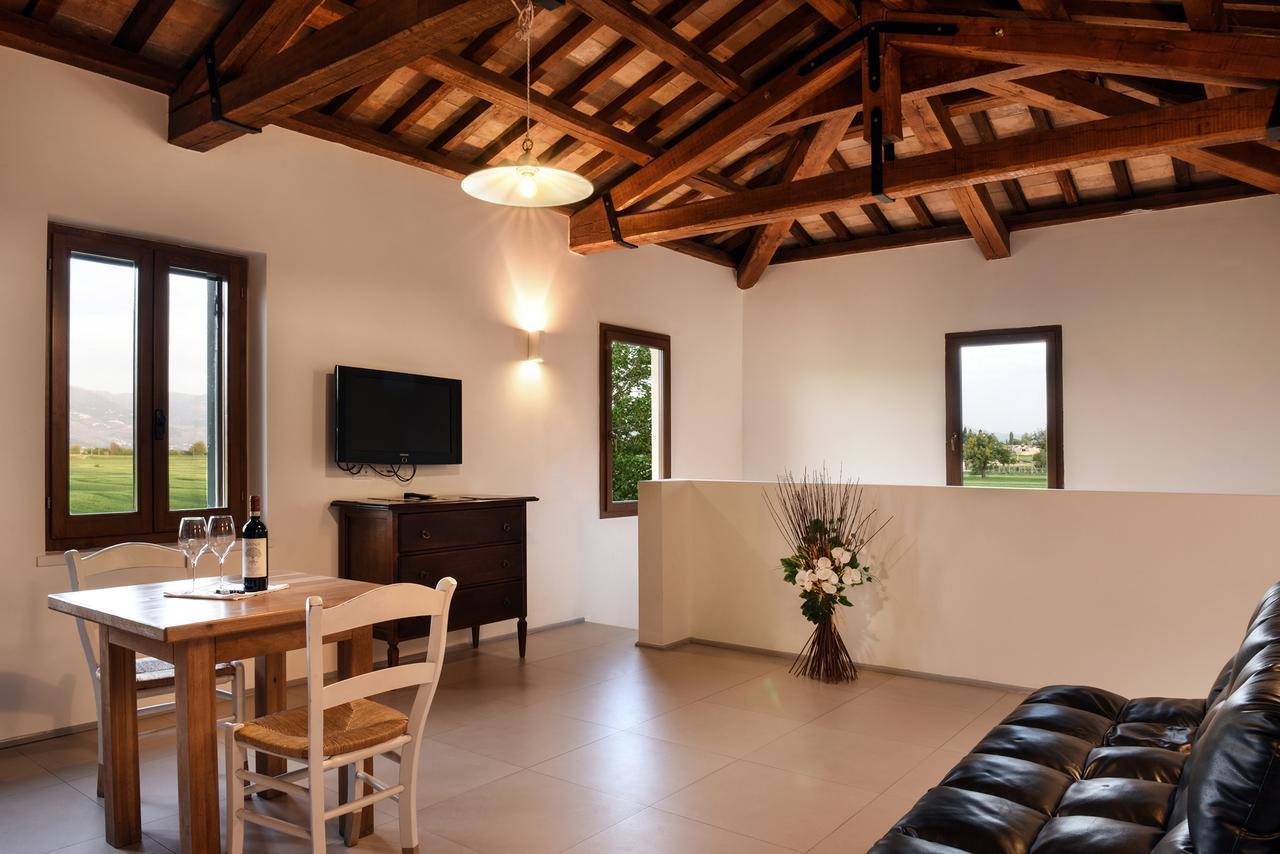 מונטפאלקו Hotel Villaggio Le Stelline מראה חיצוני תמונה